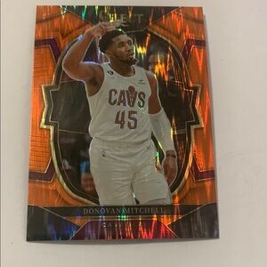 Select Basketball Trading Card DONAVON MITCHELL